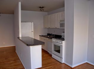 1210 N Taft St APT 610, Arlington, VA 22201