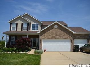 707 Ward Ave, Waterloo, IL 62298