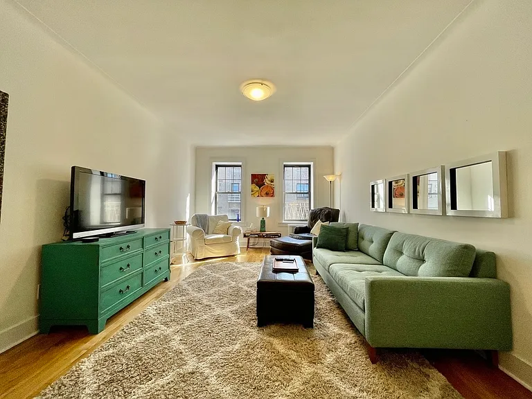 825 W 187th St #4B — Photo 3