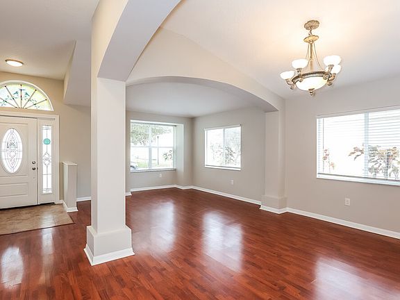 3rd image of 3329 Pine Top Dr