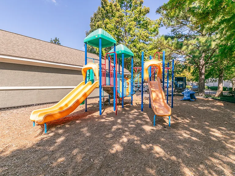 Deerfield Village — Photo 17