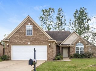 3835 Farm Pond Cv E, Southaven, MS 38671