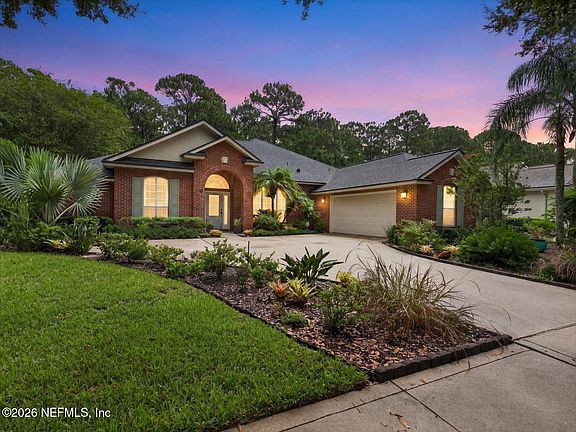 3rd image of 160 PARKSIDE Drive