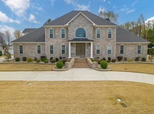 92 Greendale Dr, Jackson, TN 38305