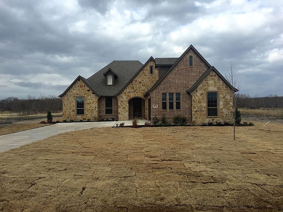 1st image of 5026 White Pine Dr