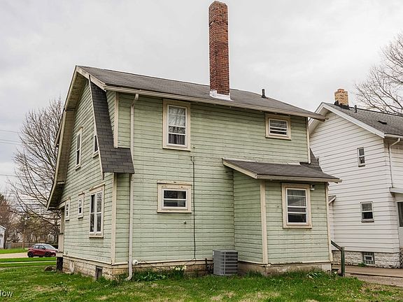 5th image of 1051 Brown St