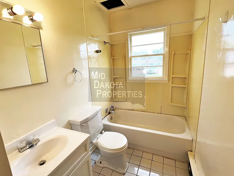 612 E 11th Ave — Photo 10