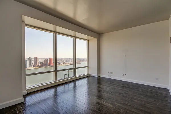 Rented by Corcoran | media 20
