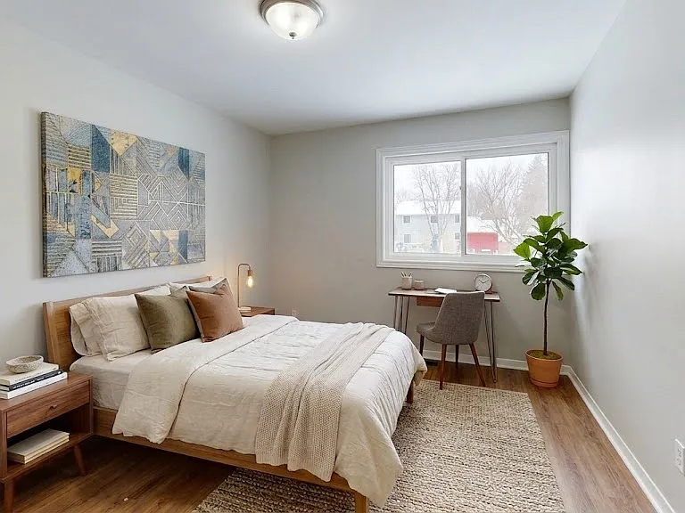 646 Indian Rd N #C — Photo 5