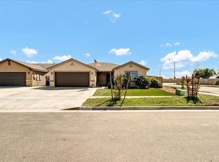 2367 Madeline Dr, Hanford, CA