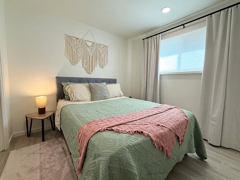 1435 Marion St #2 — Photo 19