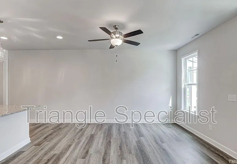 617 Battleboro Dr — Photo 9