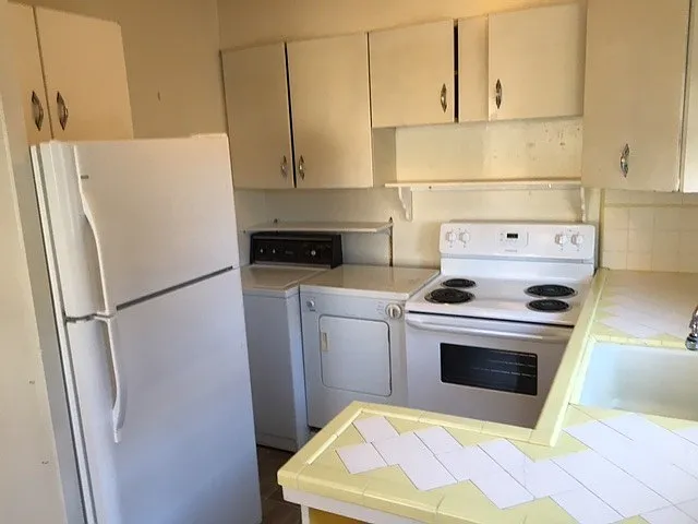 750 Mount Rose St — Photo 3