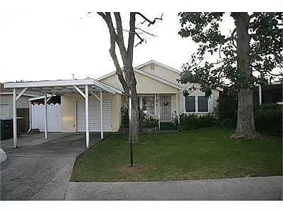 2517 Barnett St photo 1