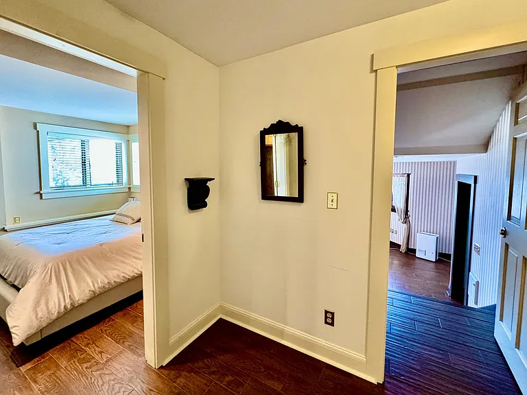 315 Bayview St — Photo 52