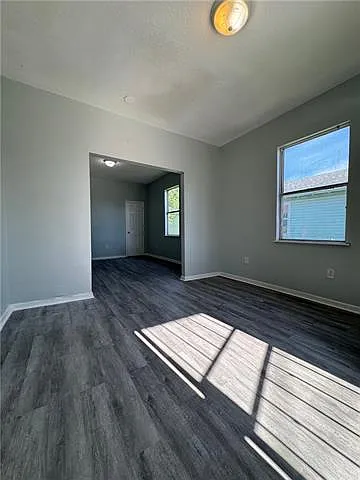 1728 Lesseps St — Photo 3