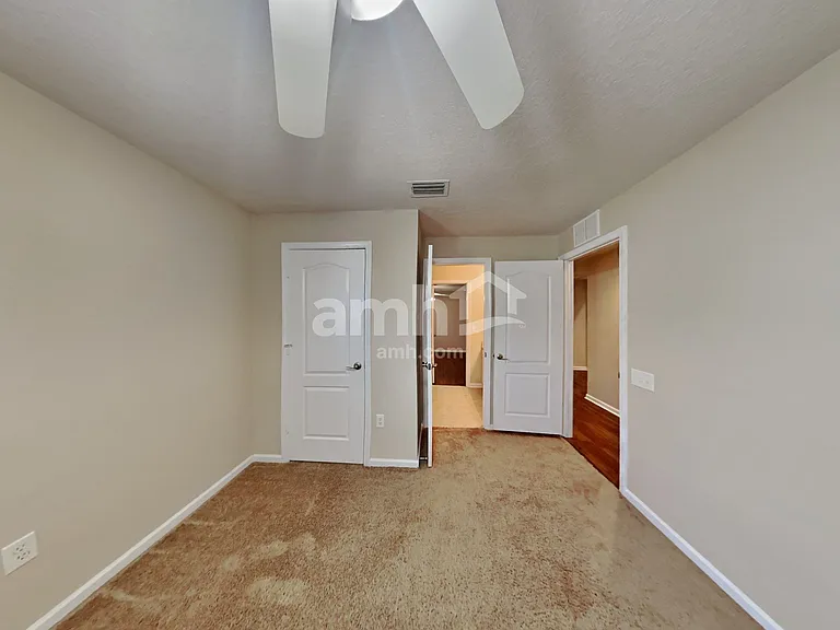 7330 Crescent Palm Dr — Photo 19