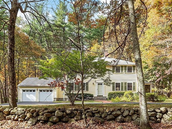 2nd image of 265 College Rd