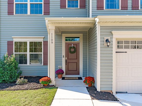 2nd image of 1109 Spring Meadow Way
