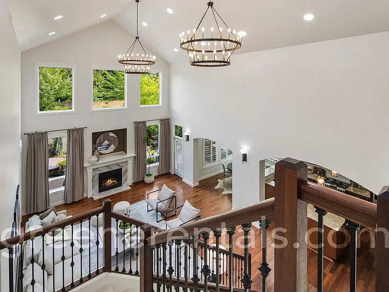 9016 Merrill Ct NE — Photo 20