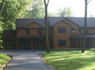 3051 Carter Rd, Dubuque, IA 52001