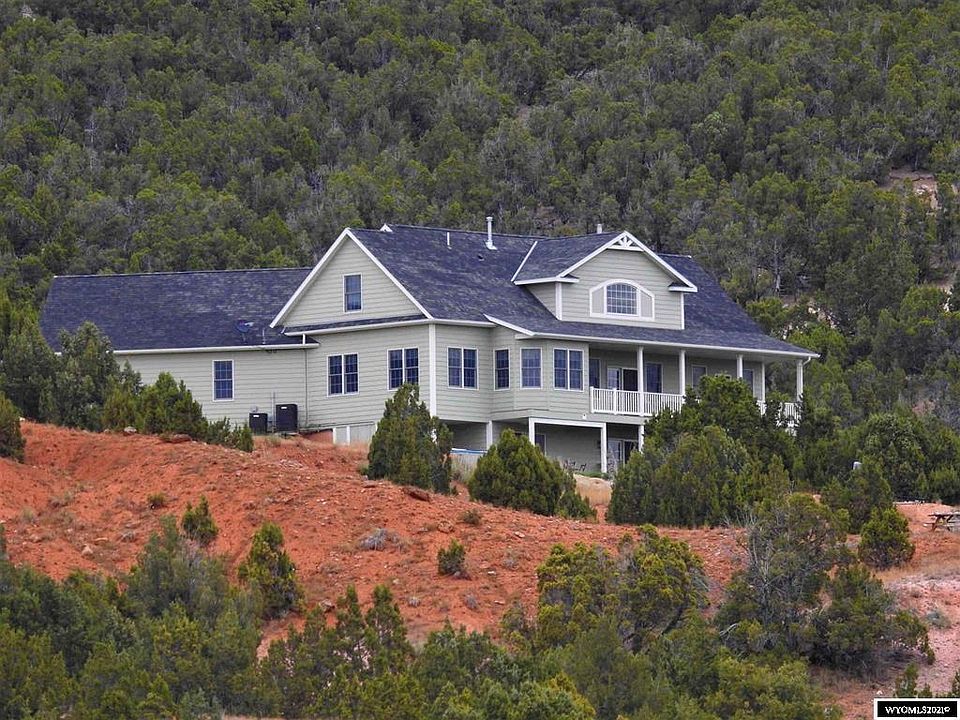 1st image of 32 Paintbrush Dr