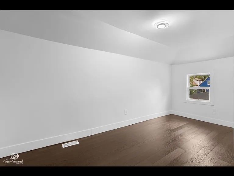 7227 S Paulina St — Photo 14