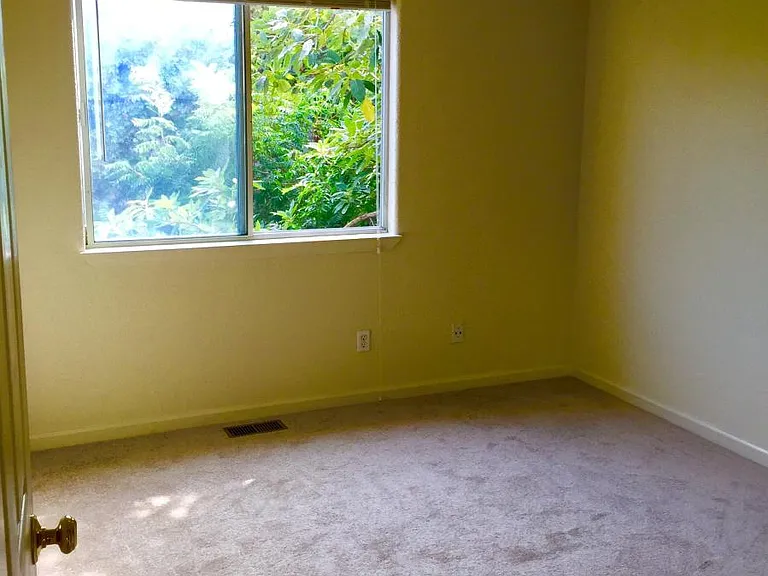 743 Adams St — Photo 20