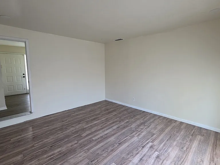 3524 Huntsman Dr — Photo 13