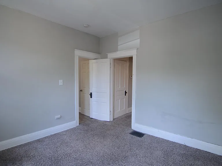 3450 Ruther Ave — Photo 7