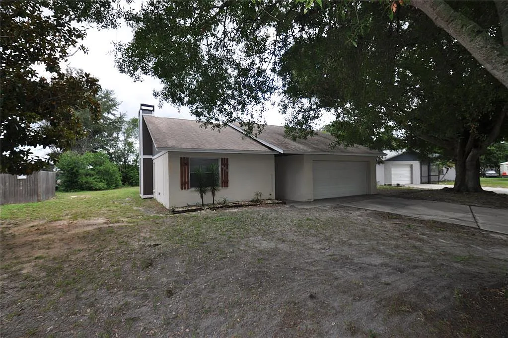 2 bed, 2.0 bath, 905 sqft, $1,595 — Photo 3