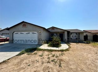 814 Encanto Way, Delano, CA 93215