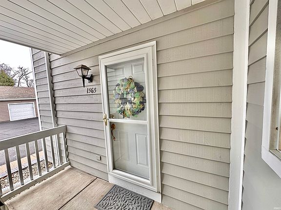 2nd image of 1565 N Oak Hill Dr Unit P-3