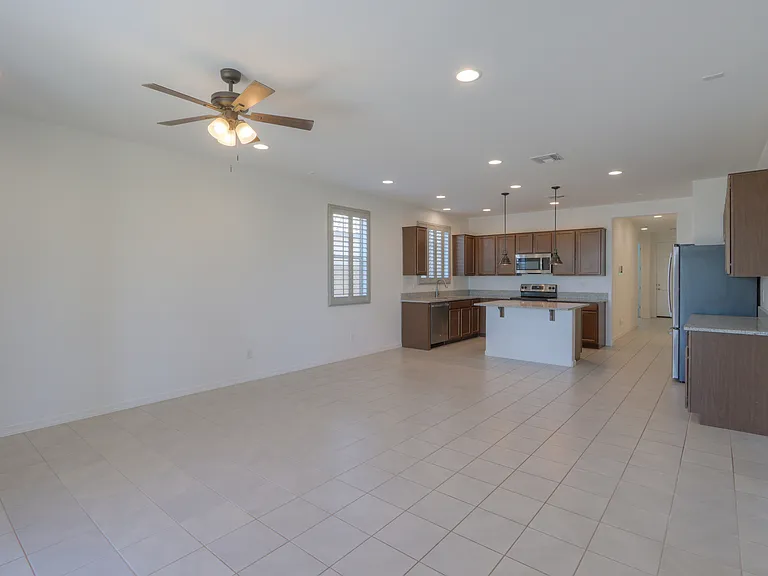 832 S Strahan Pl — Photo 14