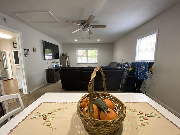 5th image of 3347 Pipers Glen Dr
