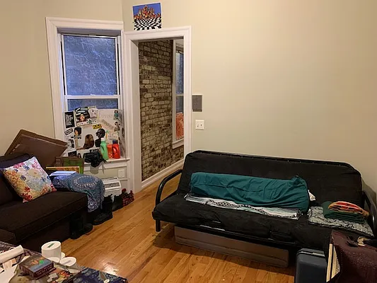 Rented by Premier Metro Realty Corp | media 13