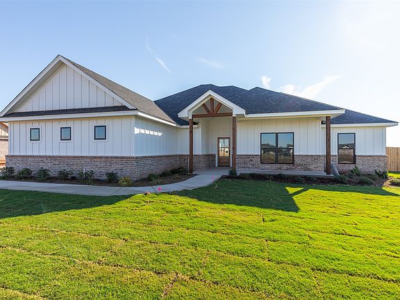 2nd image of 149 Indian Ridge Rd