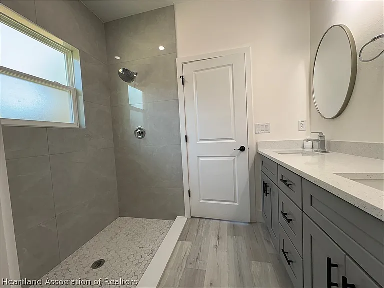 6011 Candler Ter — Photo 14