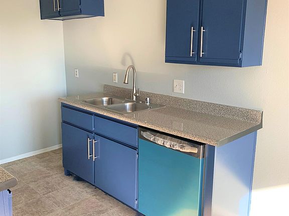 4th image of 3422 Chapman St #10