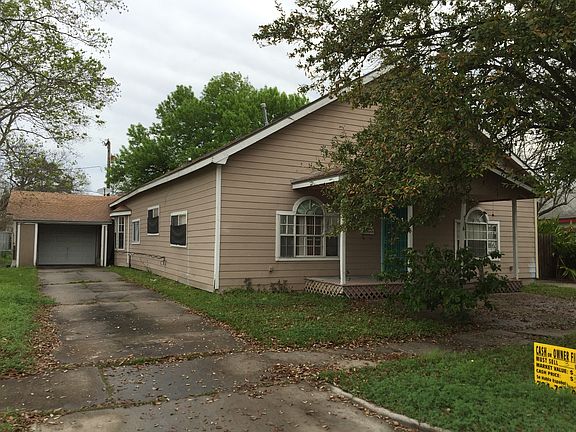 5th image of 716 11th Ave N