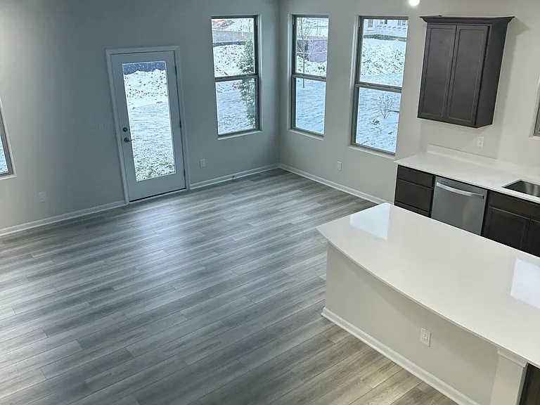 719 W Spaniel Dr — Photo 10