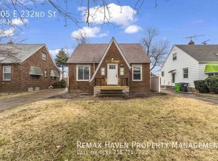 305 E 232nd St, Euclid, OH