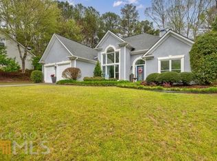7005 Hampshire Ct, Woodstock, GA 30189