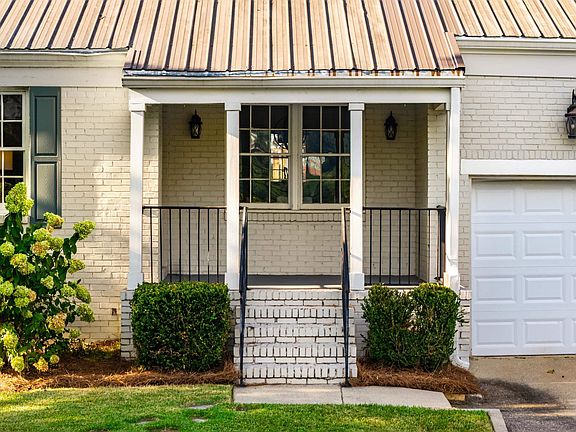 5th image of 44 Edgehill Rd