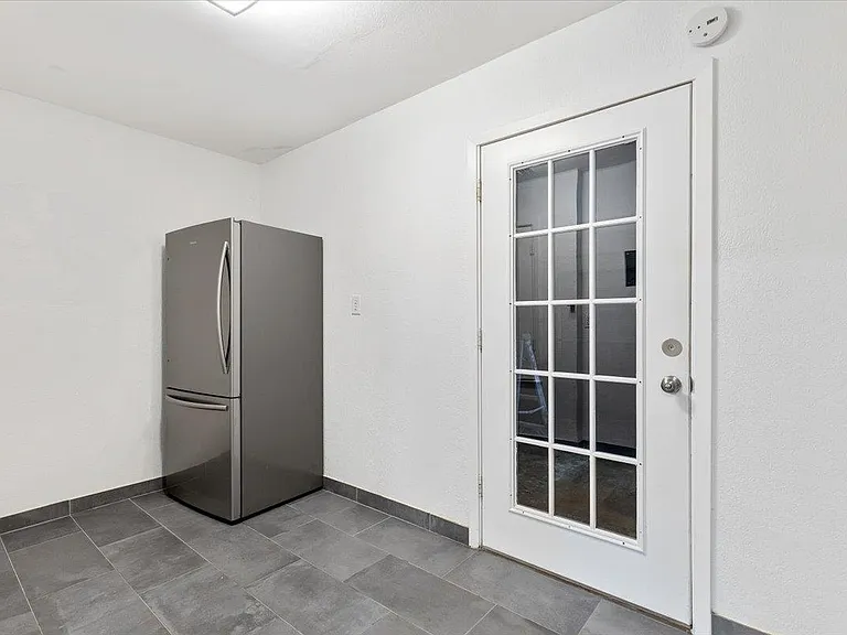 12217 Forsythe Dr — Photo 26