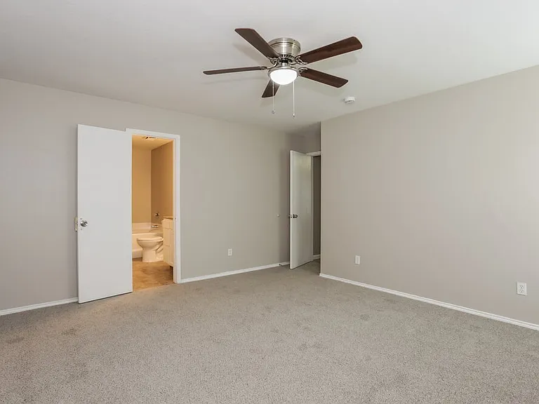 736 W Colony Dr — Photo 10