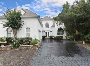 805 Olde Clubs Dr, Johns Creek, GA 30022