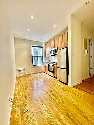 1450 First Avenue #3J