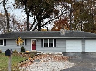 532 S Gobbler Knob Road, Pekin, IN 47165