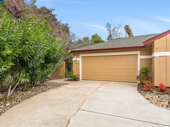 694 La Corso Dr, Walnut Creek, CA 94598